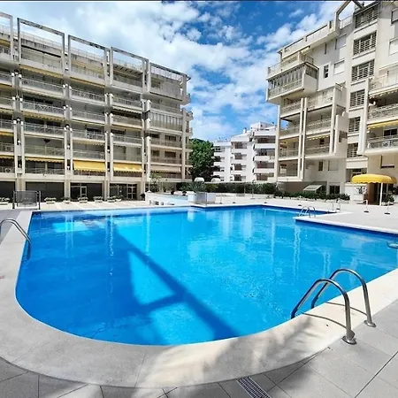 Varias Piscinas Salida Directa A La Playa 아파트 *